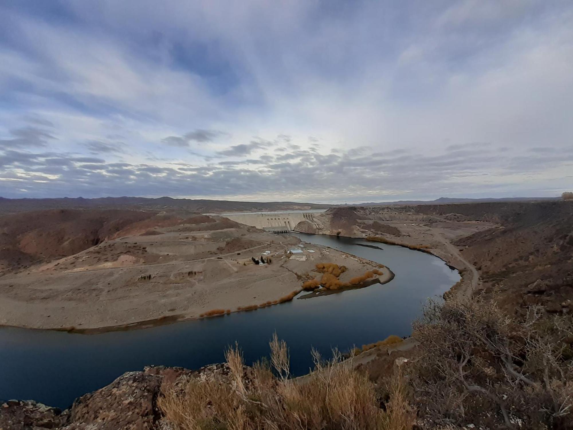 Bardas Del Limay Dormi-Con Hidromasaje - Totalmente Equipado ปลอตติแยร์ ภายนอก รูปภาพ