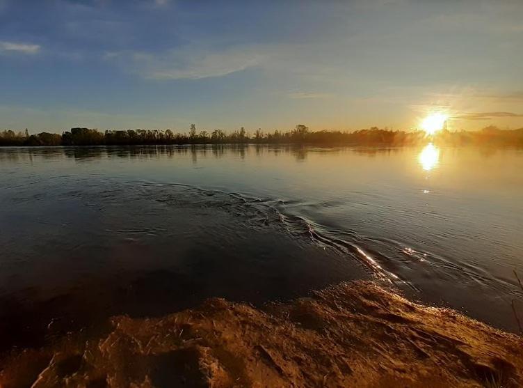 Bardas Del Limay Dormi-Con Hidromasaje - Totalmente Equipado ปลอตติแยร์ ภายนอก รูปภาพ